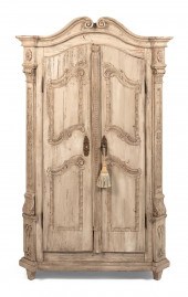 CARVED FRENCH-STYLE DOUBLE-DOO