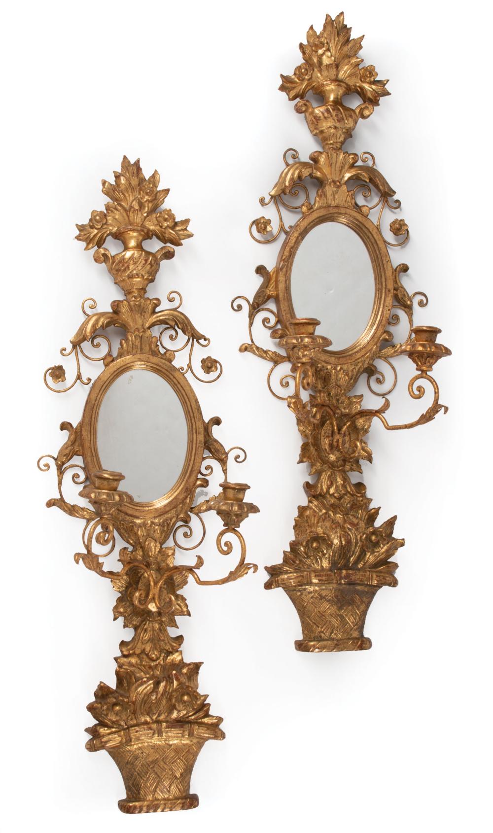 CARVED GILTWOOD GIRANDOLE
