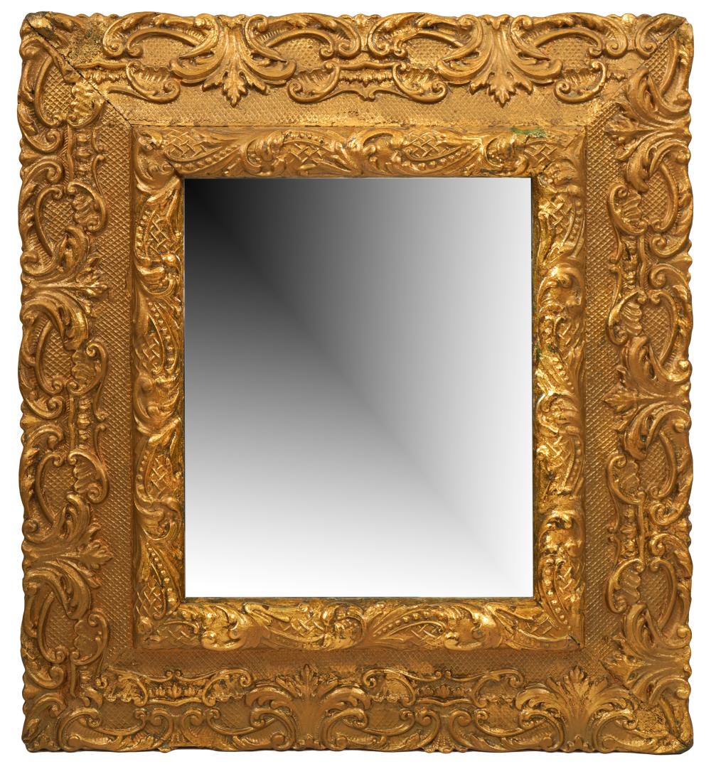 CARVED GILTWOOD WALL MIRRORwith a