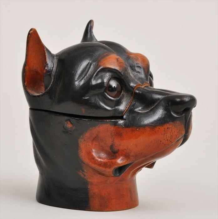 CARVED HOUND HEAD INKWELL WITH