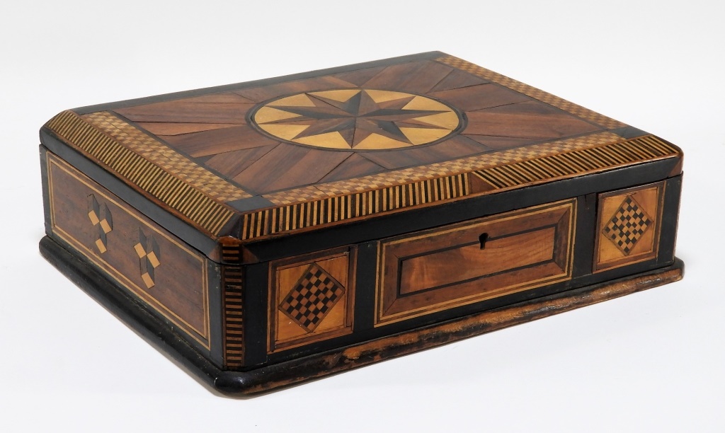 CARVED INLAID STAR CHECKERBOARD