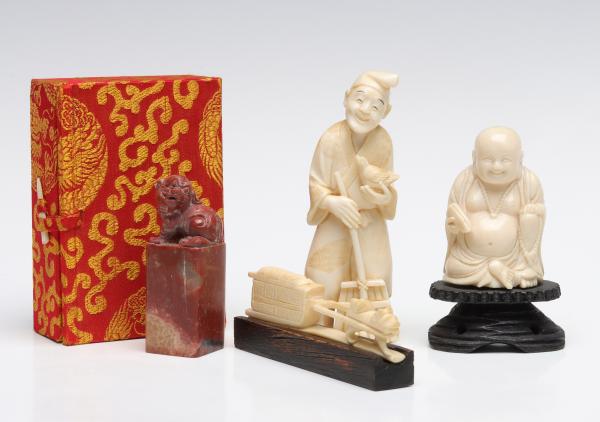 CARVED IVORY FIGURES AND