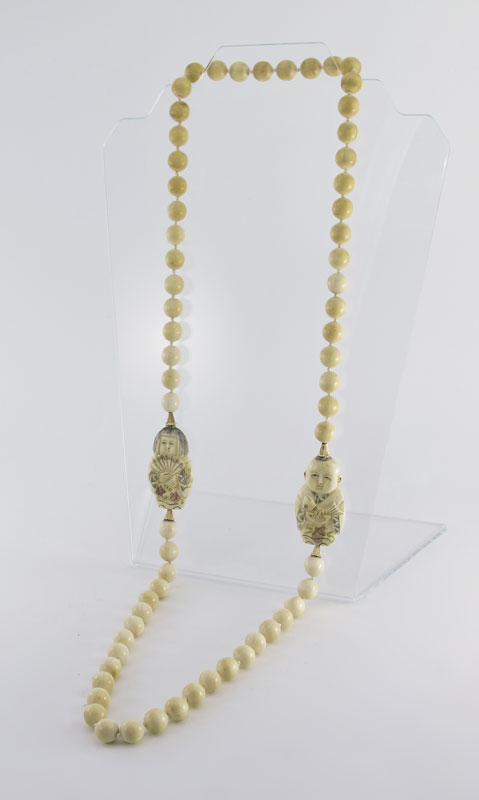 CARVED IVORY NECKLACE: 38''