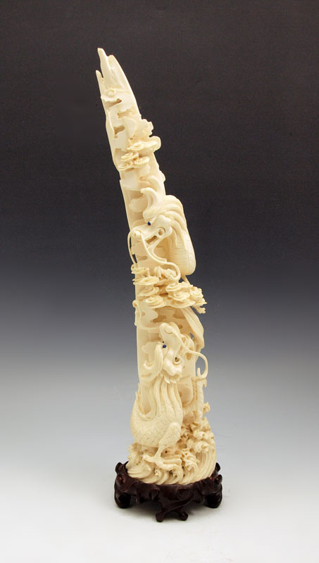 CARVED IVORY OF TWO DRAGONS: Finely