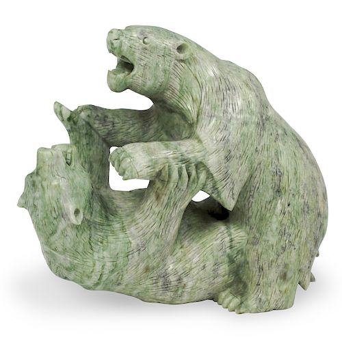 CARVED JADE SCULPTURE OF FIGHTING