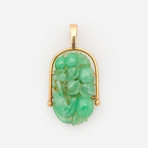CARVED JADEITE JADE BIRD FRUIT