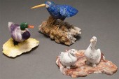 Carved lapis lazuli shorebird,