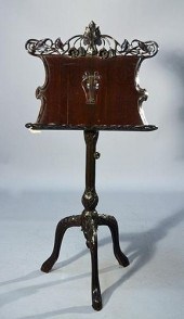CARVED MAHOGANY MUSIC STANDCar