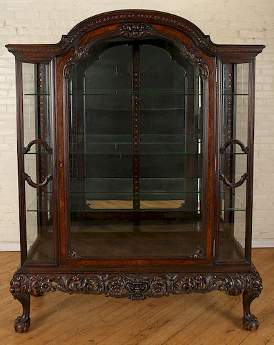 CARVED MAHOGANY SINGLE DOOR DISPLAY