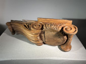 CARVED OAK ARCHITECTURAL BRACK