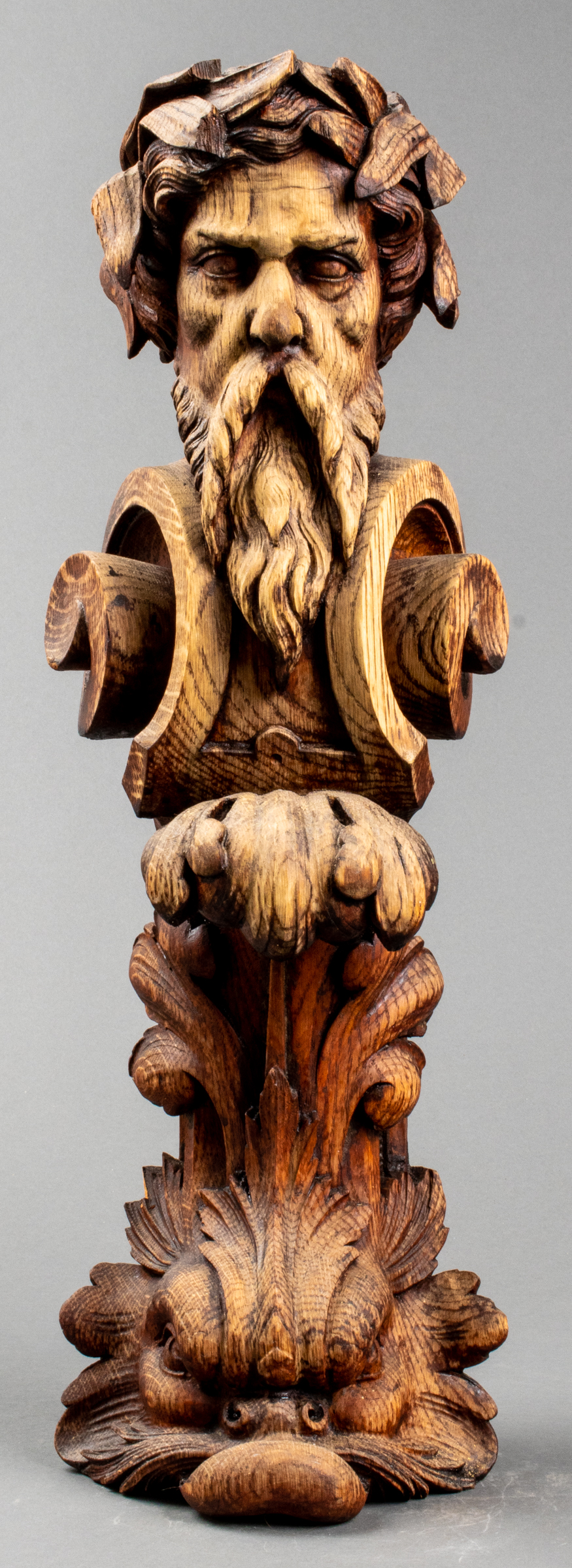 CARVED OAK ARCHITECTURAL ELEMENT