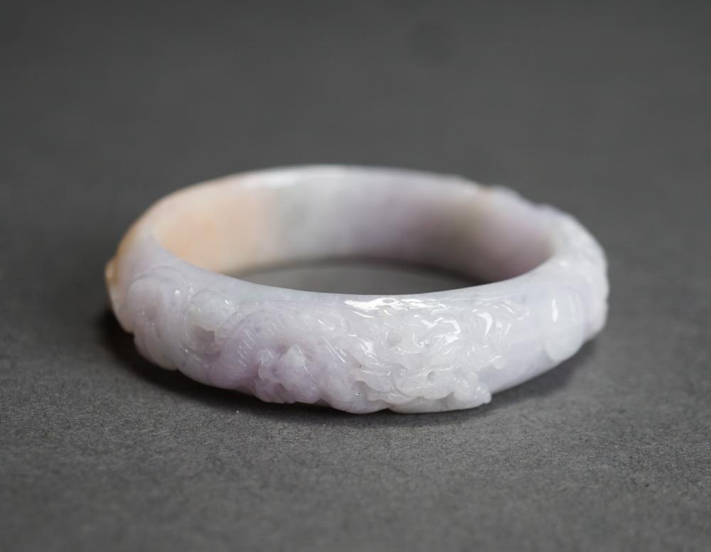 CARVED PALE LAVENDER TO MOTTLED