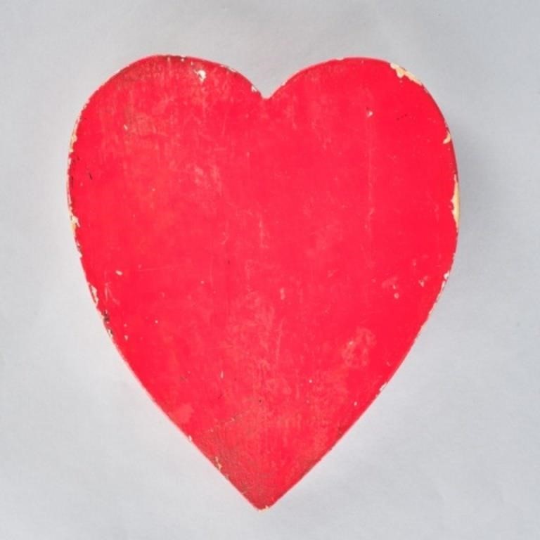 CARVED RED HEARTA large wood