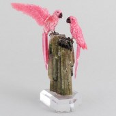 CARVED ROSE QUARTZ PARROTS WIT