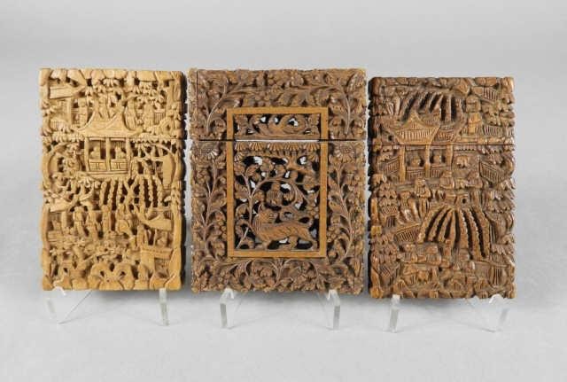 CARVED SANDALWOOD CALLING CARD