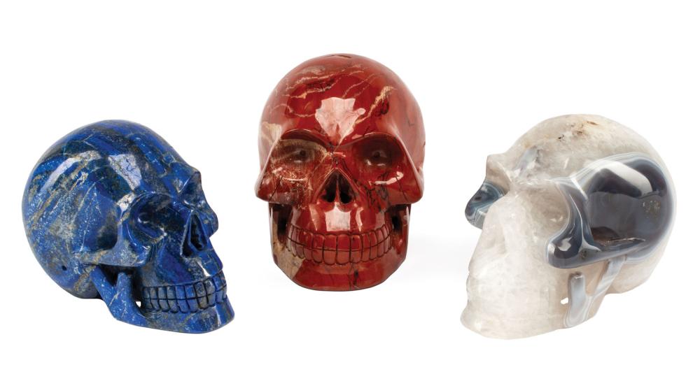 CARVED SEMI-PRECIOUS STONE