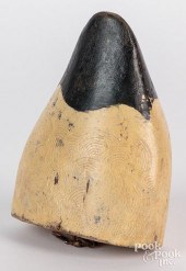 CARVED TIP-UP FEEDING CANVASBA