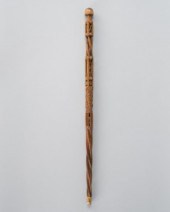 CARVED WALKING STICKA wooden w