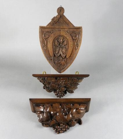 CARVED WALNUT WALL BRACKETS &