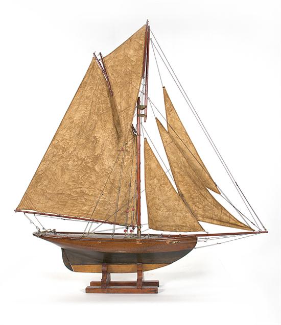 Carved wood pond yacht early 20th