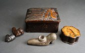 CARVED WOOD TOBACCO HUMIDOR AN