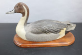CARVED WOODEN PINTAIL DUCK DEC
