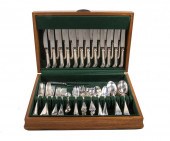 CASED (105 PCS) ENGLISH SILVER