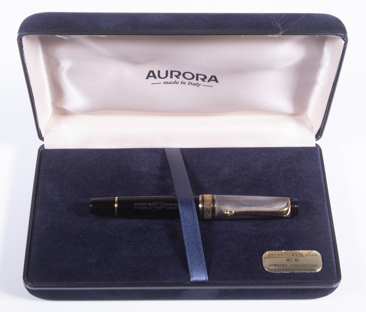 CASED AURORA 987 OPTIMA SILVER