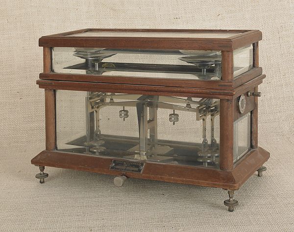 Cased balance scale 19th c. by