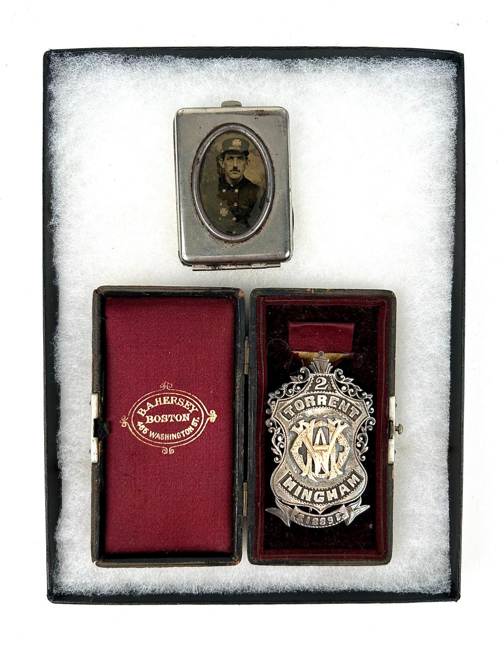 CASED COLLECTION OF PRESENTATION