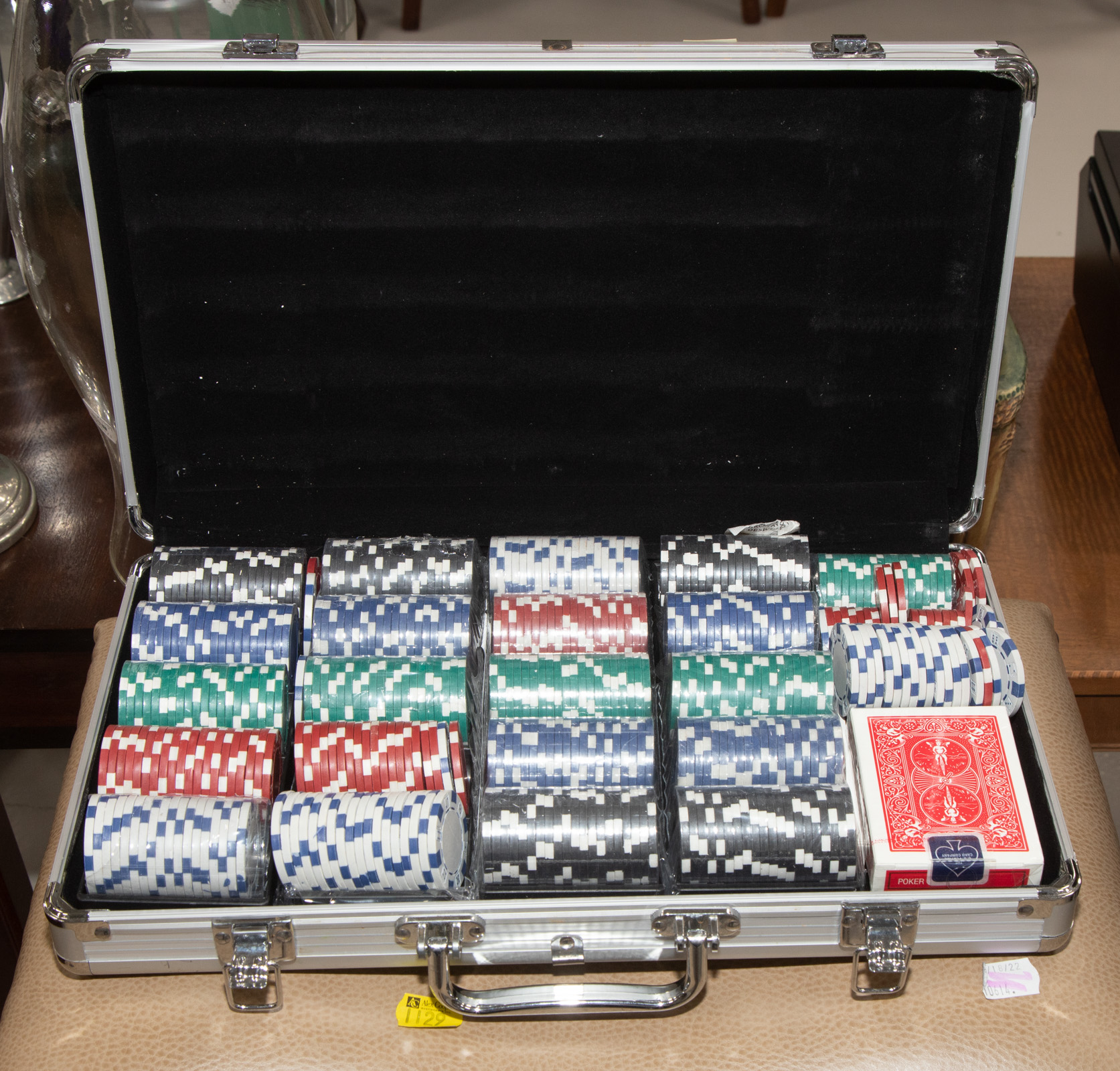 CASED POKER SET Modern.