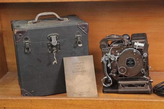 CASED PROJECTOR. Kodascope Model B