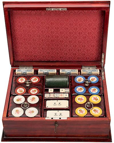 CASED SET OF 400 FLEUR-DE-LIS