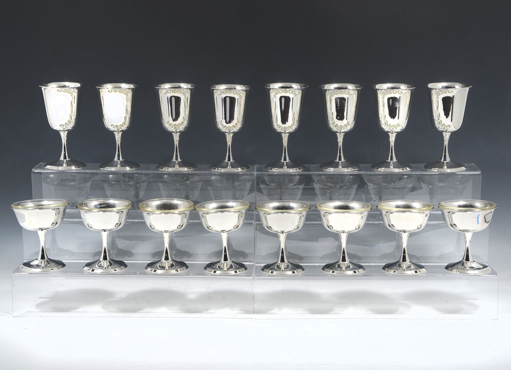 CASED SET OF SILVER PLATE DA