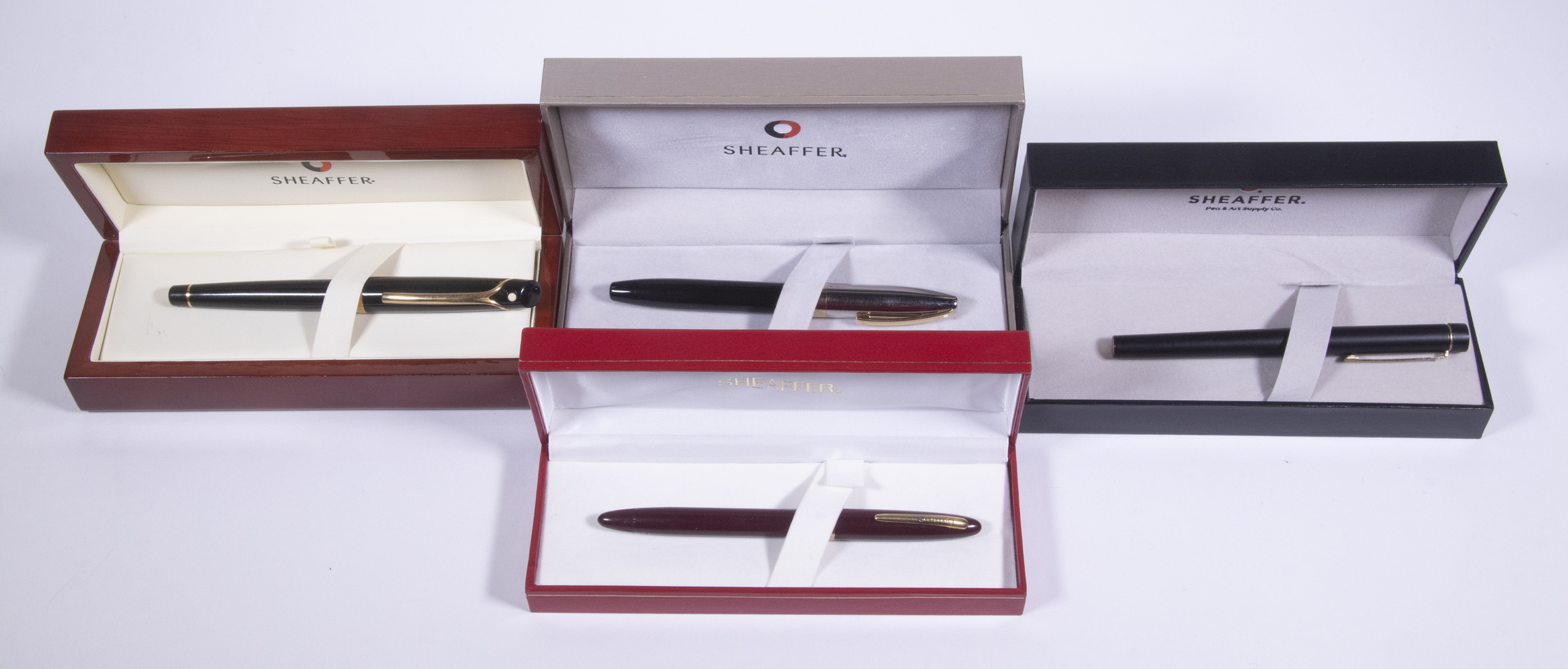 CASED SHEAFFER FOUNTAIN PENS Lot of