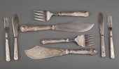 CASED SILVER FISH SERVING KNIF