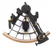CASED SKELETONIZED FRAME SEXTA