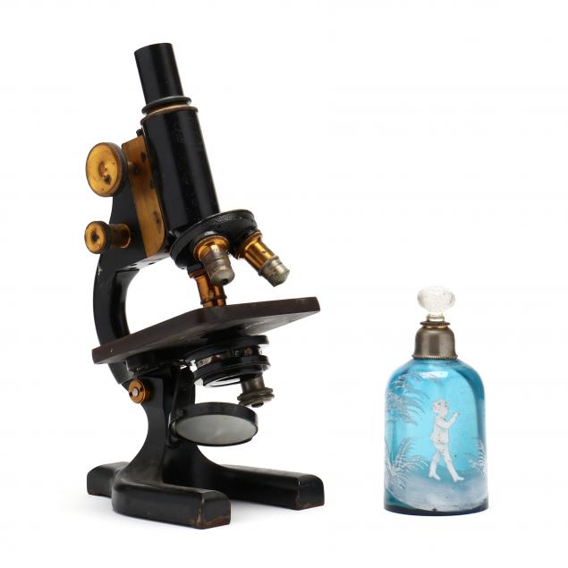 CASED VINTAGE SPENCER MICROSCOPE