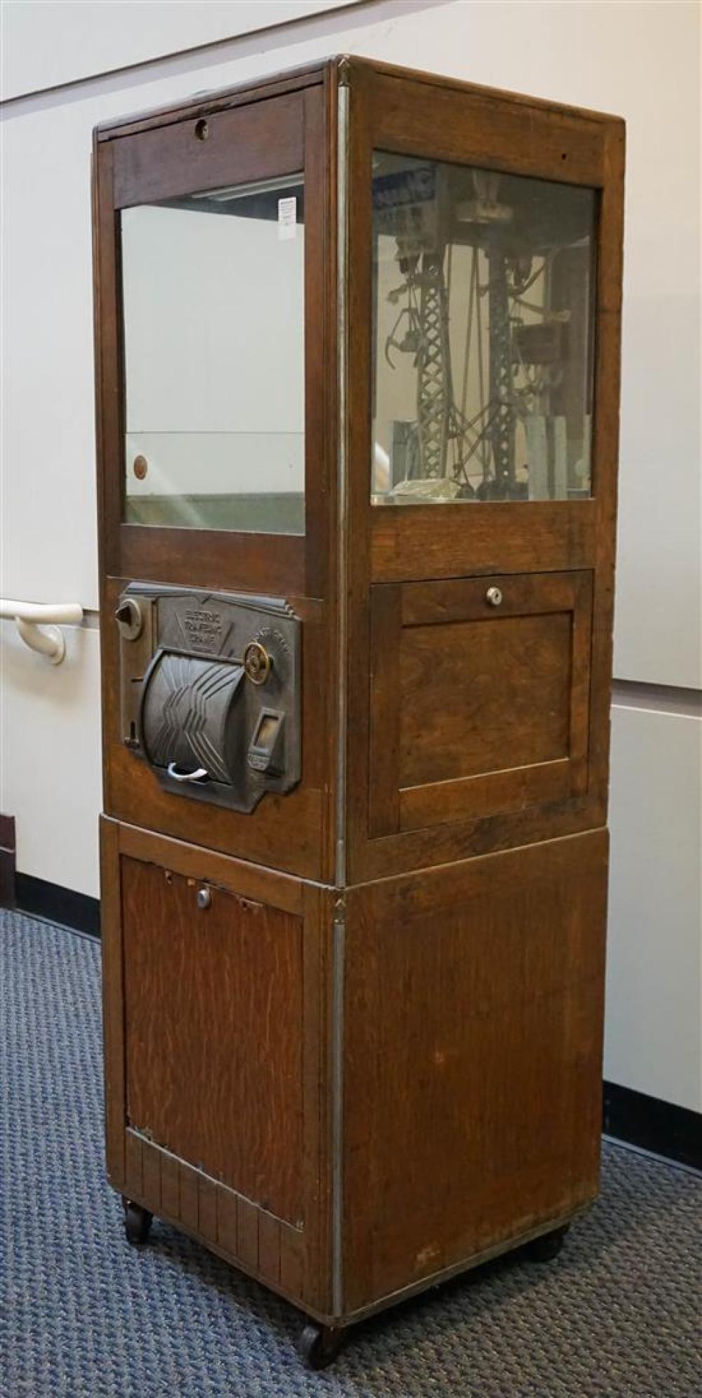CAST ALUMINUM AND OAK FIVE-CENT
