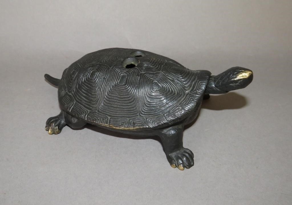 CAST BRONZE DECORATIVE TURTLE