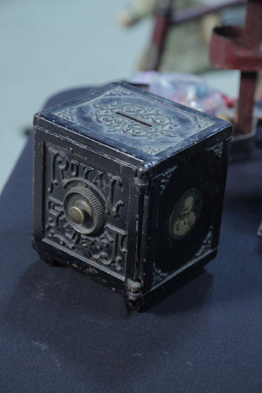 CAST IRON BANK. ''Royal Safe