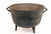 CAST-IRON CAULDRON - 18th c Ne