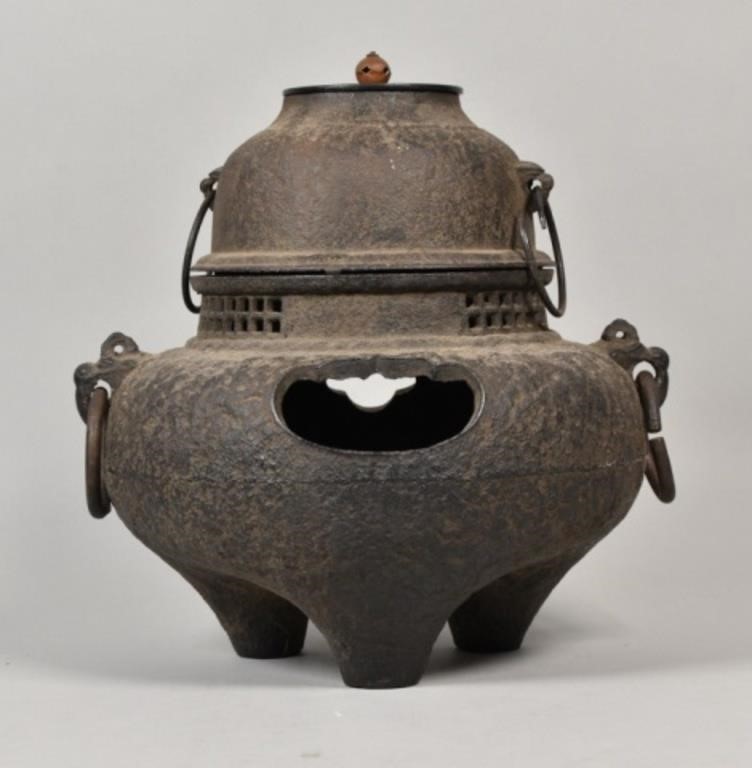 CAST IRON CHAGAMA OR TEA KETTLEA