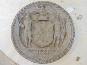 CAST IRON CITY SEAL BRIDGE PLA