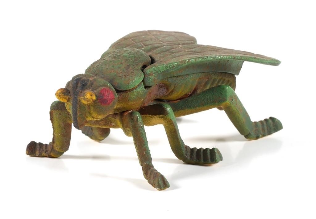 CAST IRON FLY ASHTRAYPolychrome
