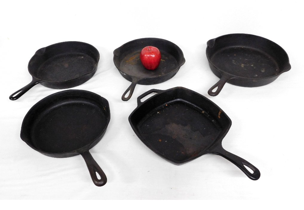 CAST IRON FRYING PANS INCL.