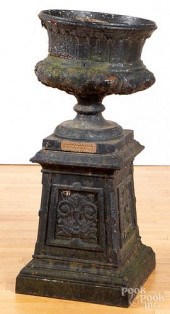 CAST IRON GARDEN URNCast iron