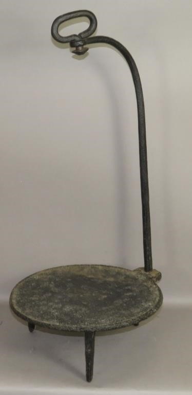 CAST IRON HANGING GRIDDLEca.