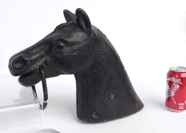 Cast iron horsehead hitching