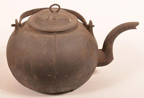 CAST IRON HOT WATER KETTLE.Cast